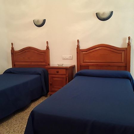 Hostal Miguel Calahonda Exterior foto